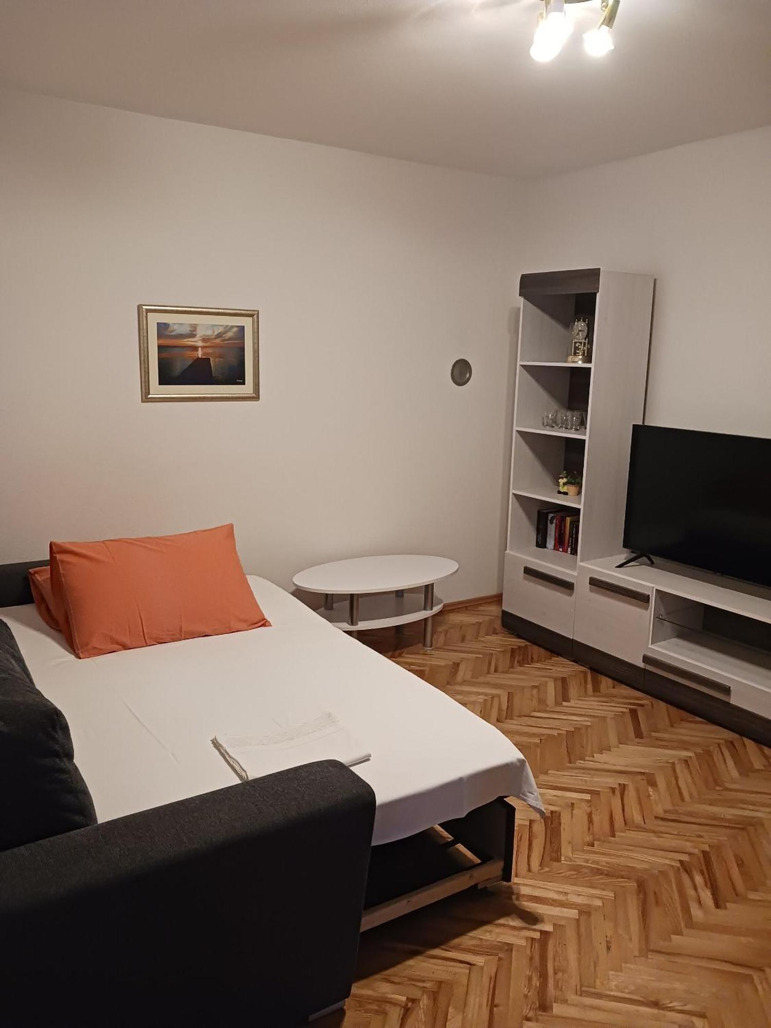 Apartments Marino - Near Family Friendly Beach 수페타르 외부 사진