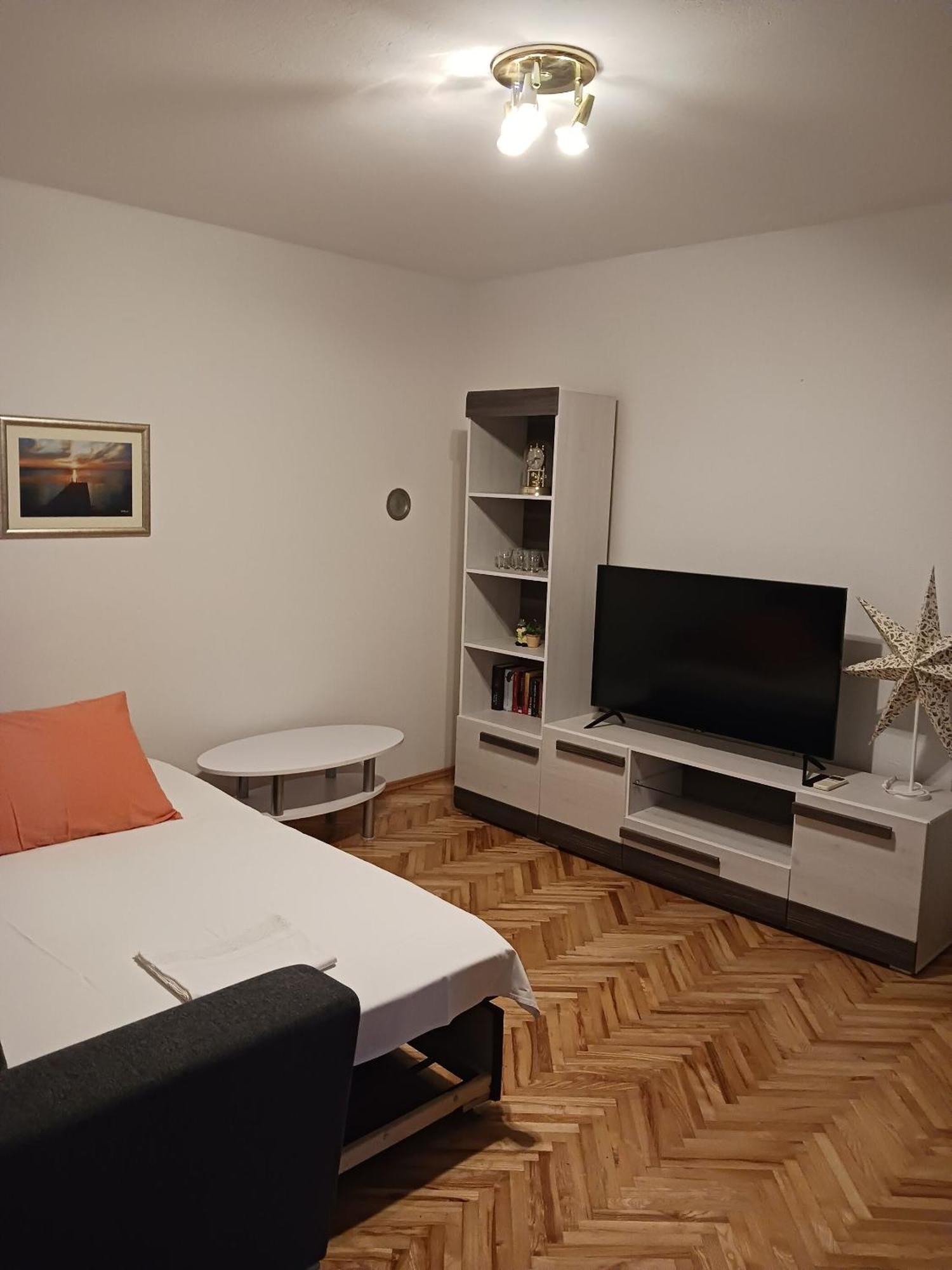 Apartments Marino - Near Family Friendly Beach 수페타르 외부 사진